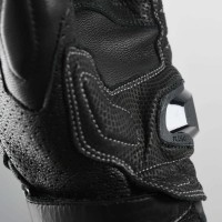 Protego-Detail