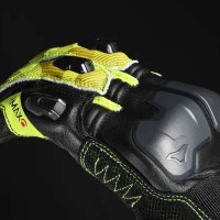 Protego-Detail-3